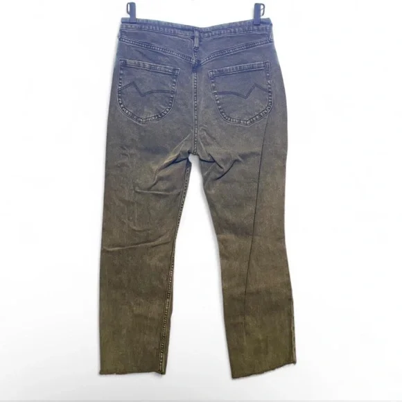 Olive Distressed Jeans - Picture 6 of 7